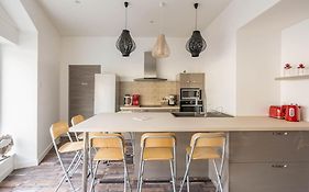 Superbe Appartement Avec Parking Gratuit