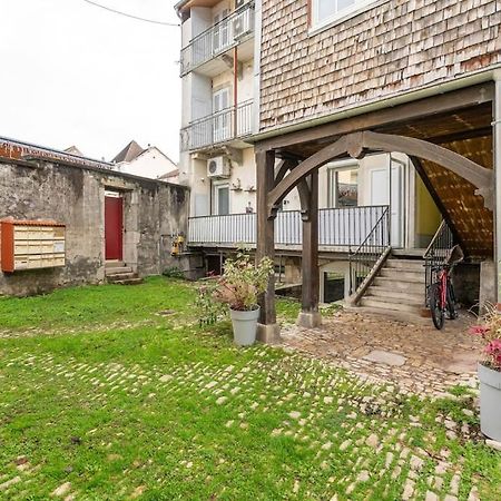 Superbe Appartement Avec Parking Gratuit Lons-le-Saunier Extérieur photo