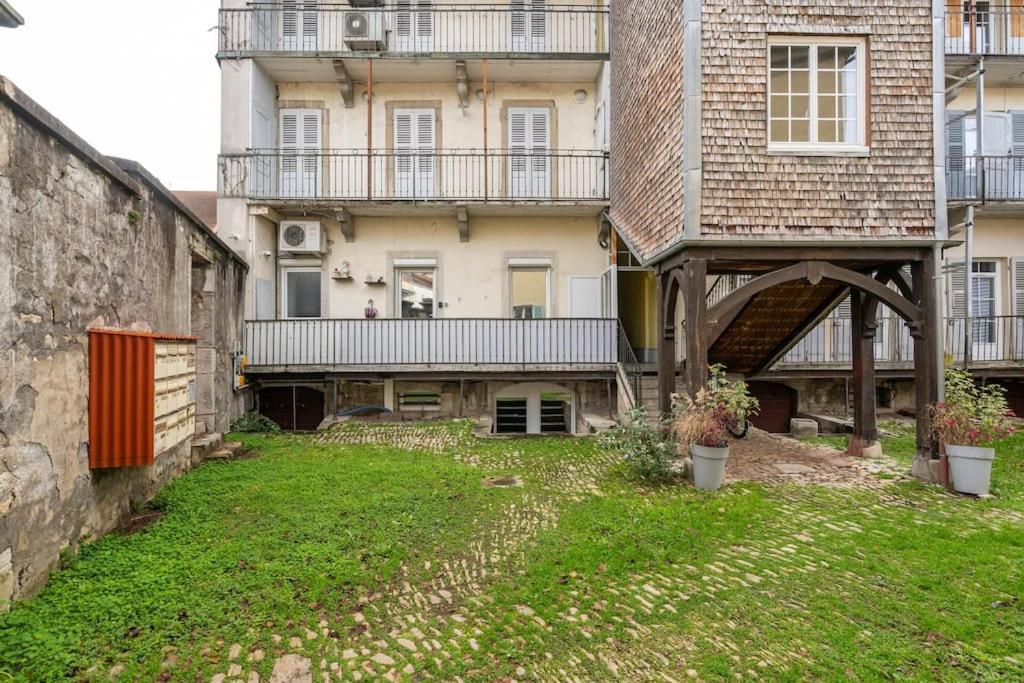 Superbe Appartement Avec Parking Gratuit Lons-le-Saunier Extérieur photo